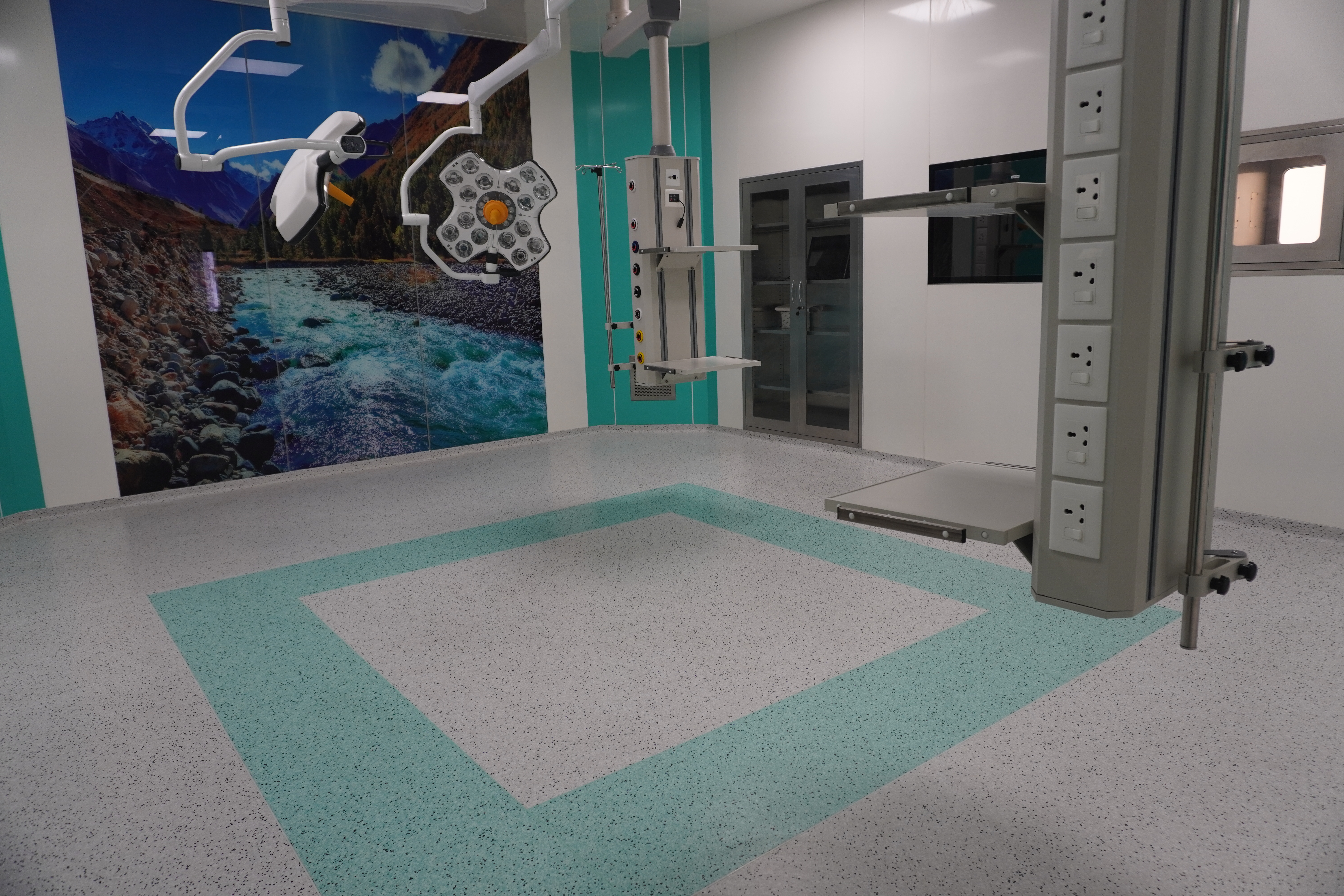 facilities - ortho doctor consultation room